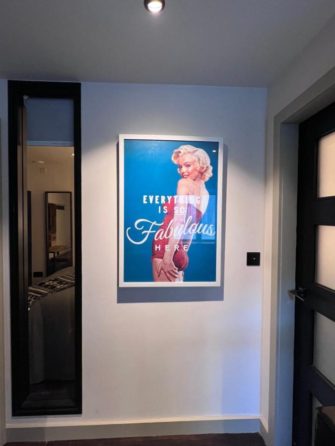 Loft 11 Stunning Luxury Nyc Loft Style Interior Designed 2Bd Apartment Excellent City Centre Location Mezzanine Cinema Room Designer Furniture Amazing Space Douglas Exterior foto