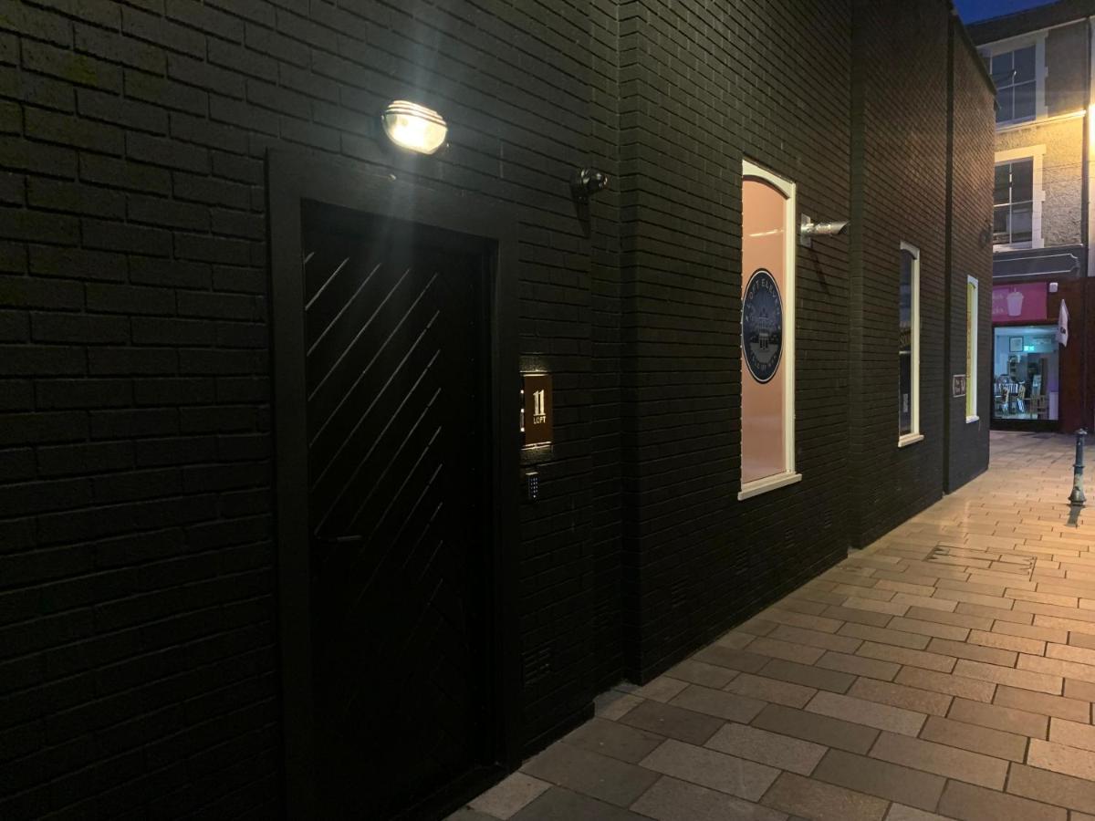 Loft 11 Stunning Luxury Nyc Loft Style Interior Designed 2Bd Apartment Excellent City Centre Location Mezzanine Cinema Room Designer Furniture Amazing Space Douglas Exterior foto